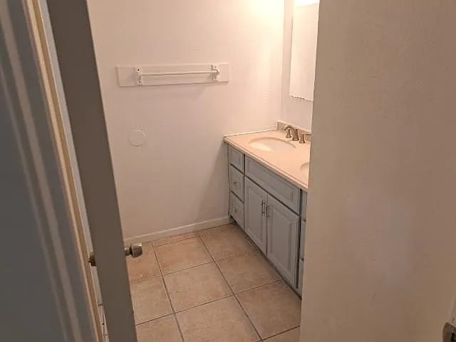 5122 N 22nd Ave #6 — Photo 5