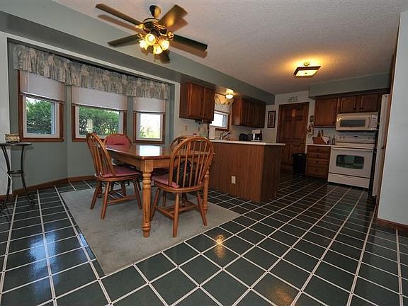 3rd image of 5828 Megan Dr