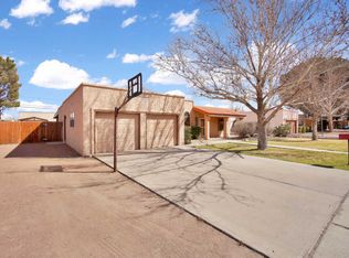 979 Valle Hermosa, Las Cruces, NM 88005