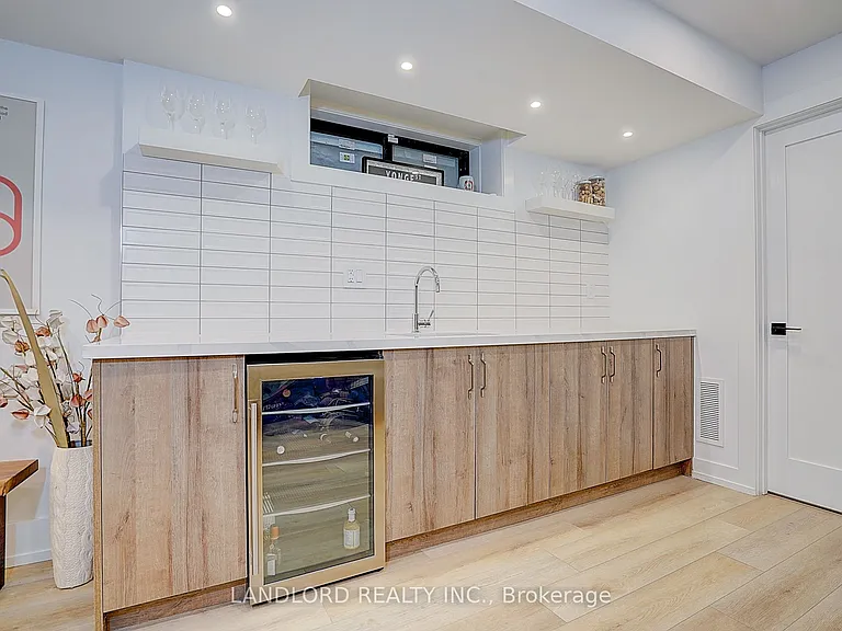 21 Shudell Ave — Photo 46