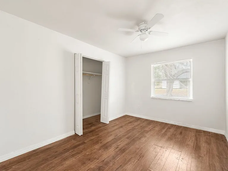 1911 SE 14th Ave — Photo 11