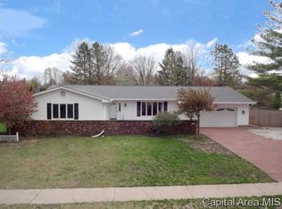 1304 Merion Dr, Springfield, IL 62704