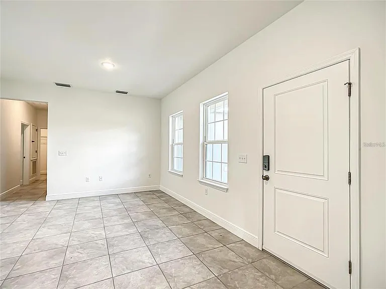 406 Marion Oaks Trl — Photo 35
