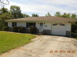 10305 NW Meadow Lane Dr, Parkville, MO 64152