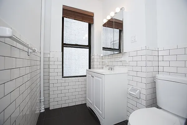 Rented by Blip LLC | media 11