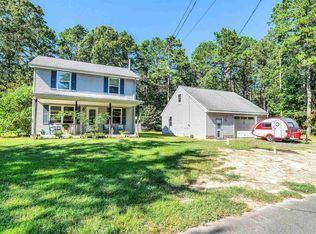 13 Henderson Ave, Egg Harbor City, NJ 08215