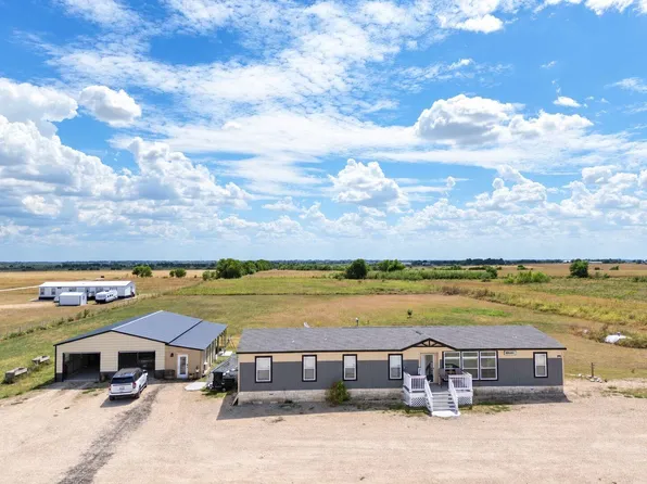 700 County Road 423, Taylor, TX 76574