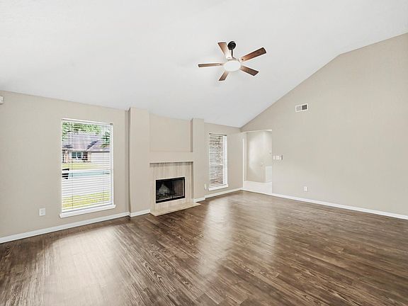 3rd image of 5202 Roserock Ln