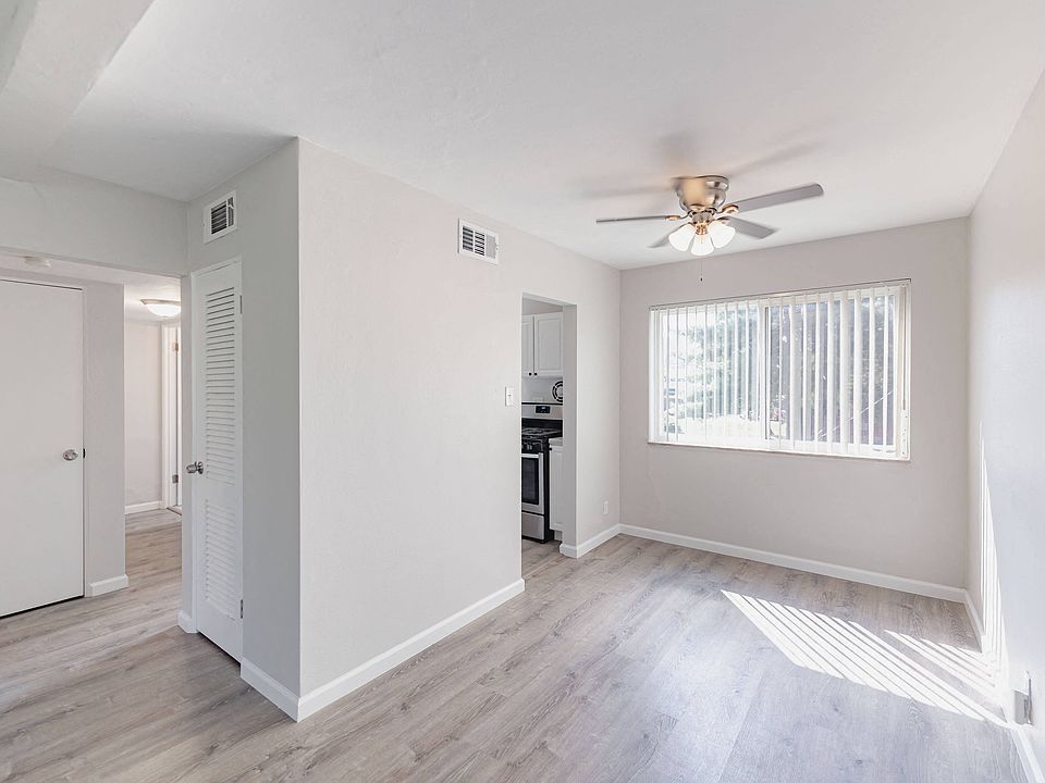 Olive Pointe Apartments 1100 Indian Circle Dr Olivette MO Zillow