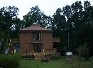 349 Hidden View Ln, Front Royal, VA 22630