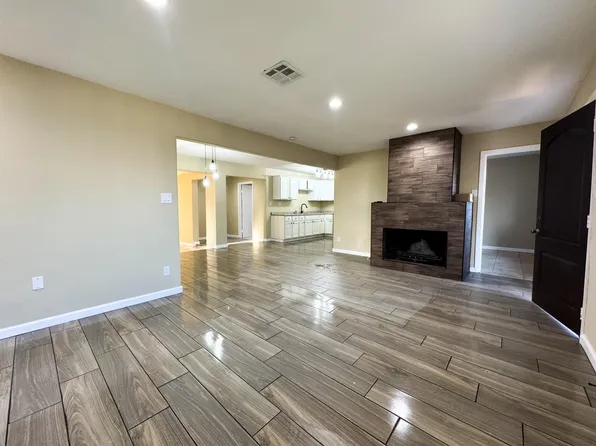 (undisclosed Address), Lancaster, CA 93536