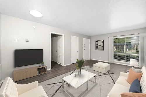 Casita Grove Photo 1