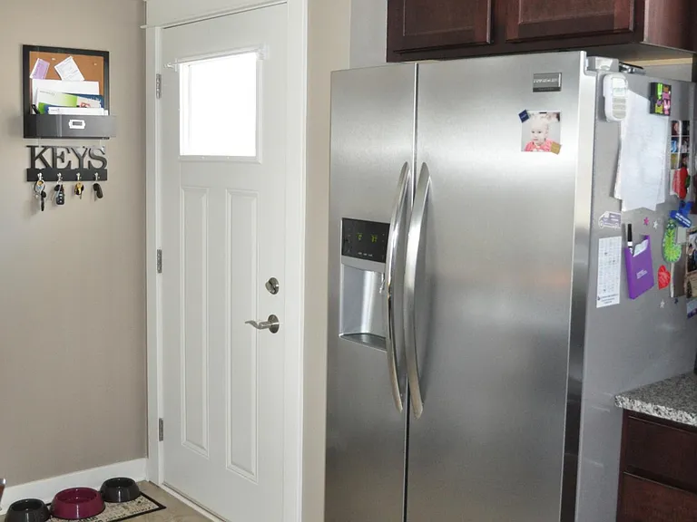 4412 NE Sherman Ln — Photo 3