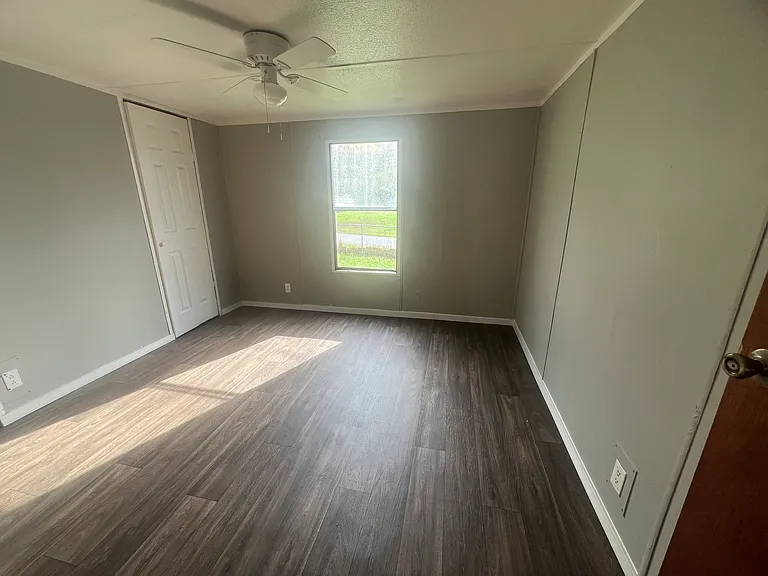 182 Thor Ln — Photo 9