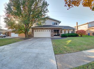 15656 S Walnut Ct, Homer Glen, IL