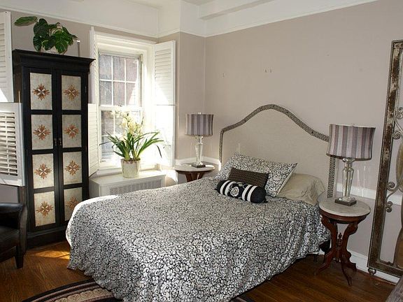 3rd image of 155 Henry St APT 1A