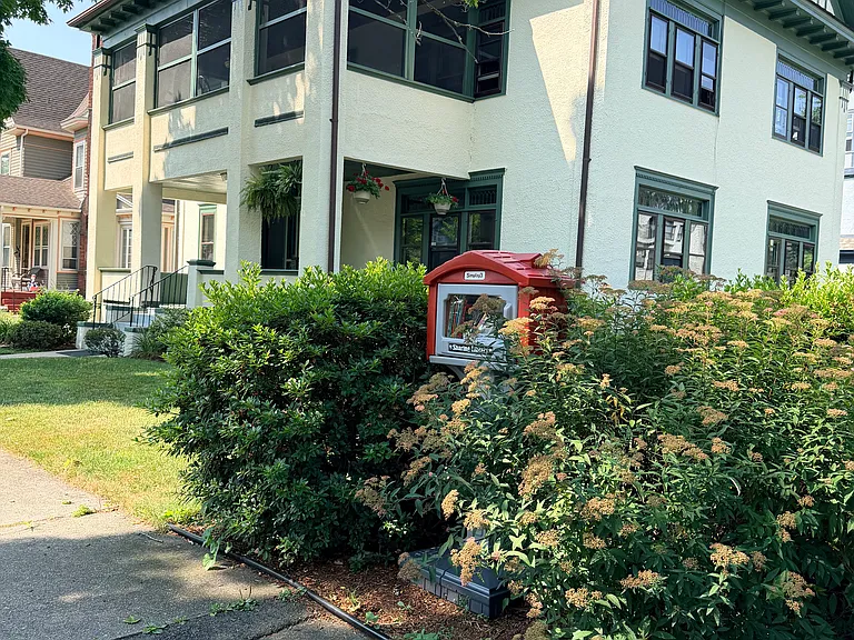 62 Firglade Ave #1 — Photo 3