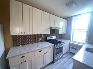 202 Avenue M APT 2, Brooklyn, NY 11230