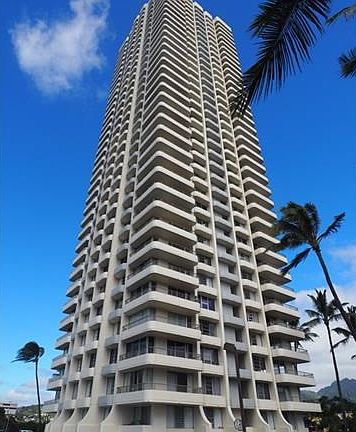 The Contessa - Moiliili's Premier Condominium!