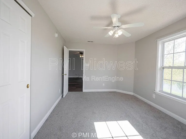 859 Runnymede Dr — Photo 28