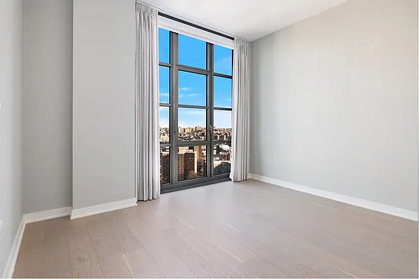 Rented by Douglas Elliman | media 24