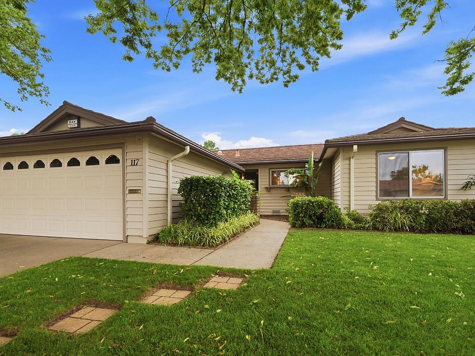 1st image of 117 Waterglen Cir