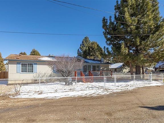 2nd image of 832 Ash Ln