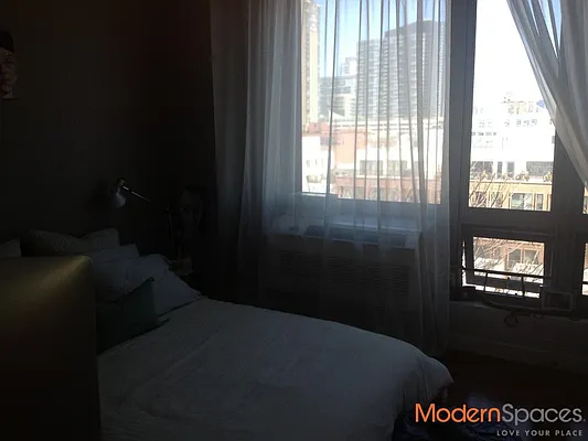 Rented by Modern Spaces | media 27