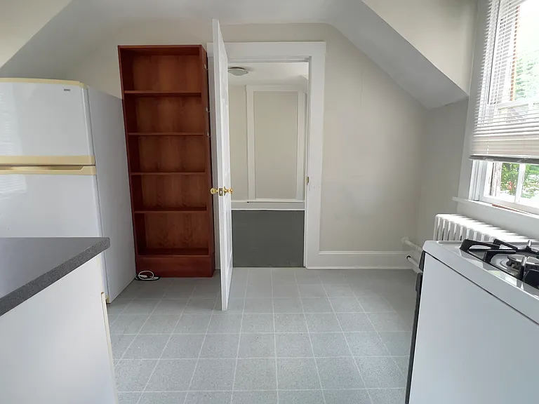 47 Winchester St #3 — Photo 8