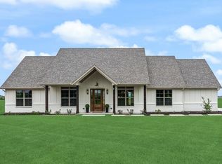 120 Quail Run Ct, Decatur, TX 76234