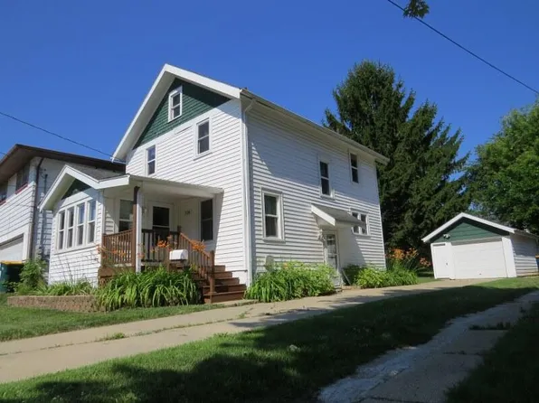 1710 Taylor LANE, West Bend, WI 53090