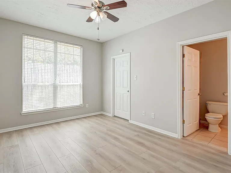 717 Cedarwood Dr — Photo 30