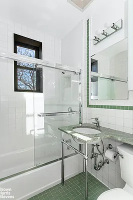 Rented by Brown Harris Stevens | media 27