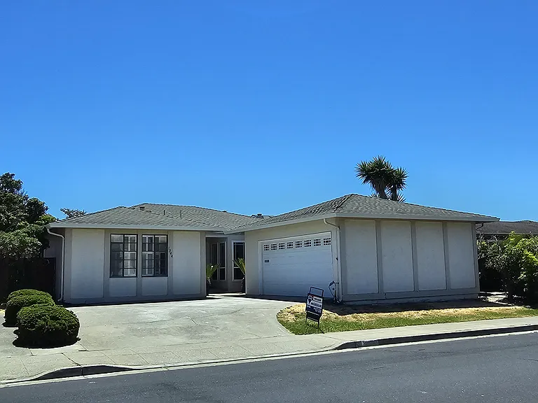 1344 Tarpon St — Photo 1