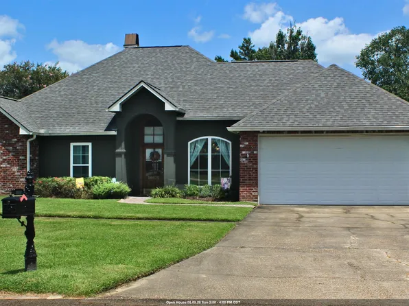 10075 Summerfield Dr, Denham Springs, LA 70726