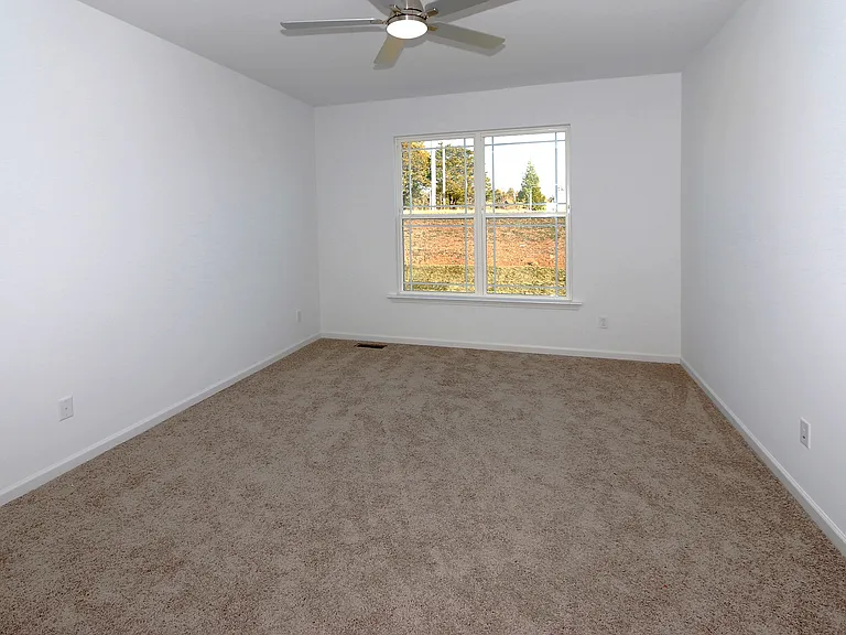 Upstairs bedroom 3