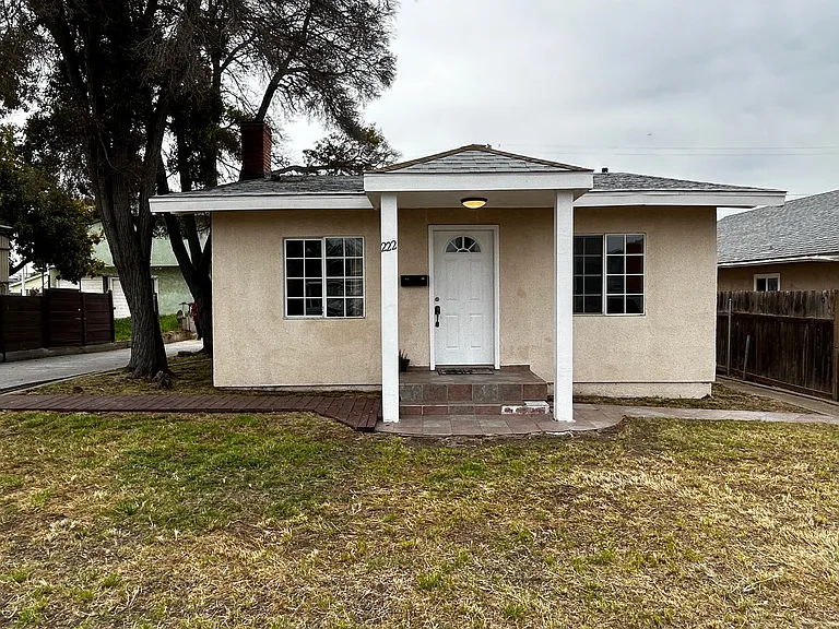 222 Alvarado St — Photo 1