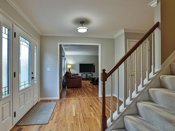 5th image of 9808 Bennington Dr