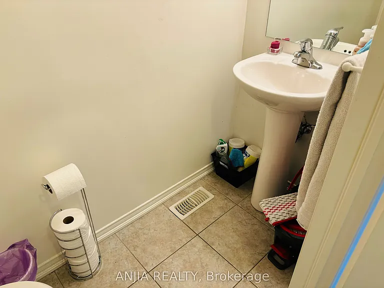 169 Dance Act Ave — Photo 7