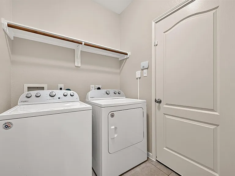 430 Dockside Terrace Ln — Photo 25