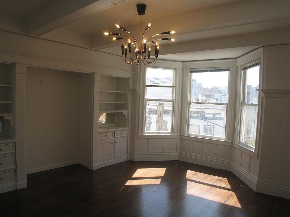 1st image of 210 Ivy St #210