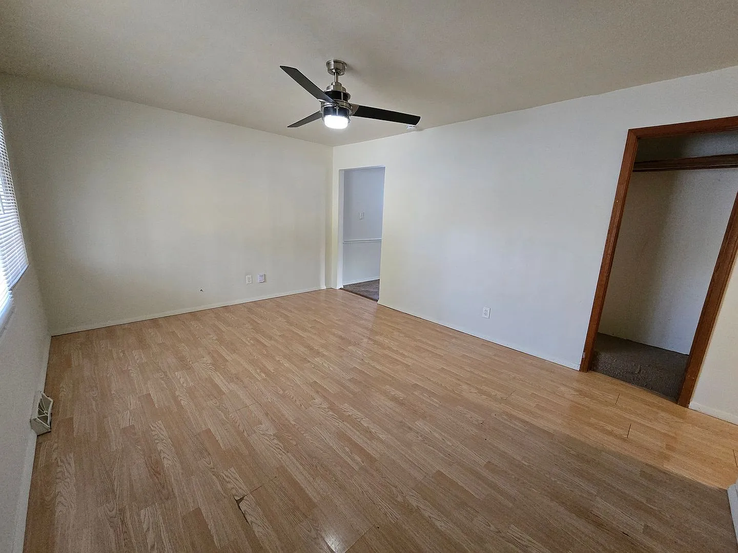 Four-bedroom home close to campus! — Photo 4