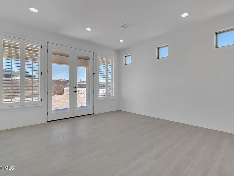 14936 Hill Ridge Ct — Photo 16
