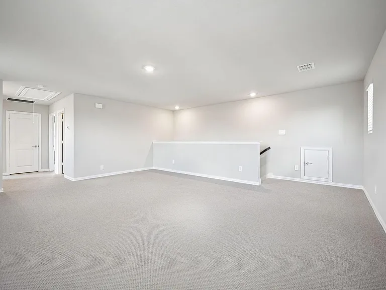 718 London Town Ln — Photo 23
