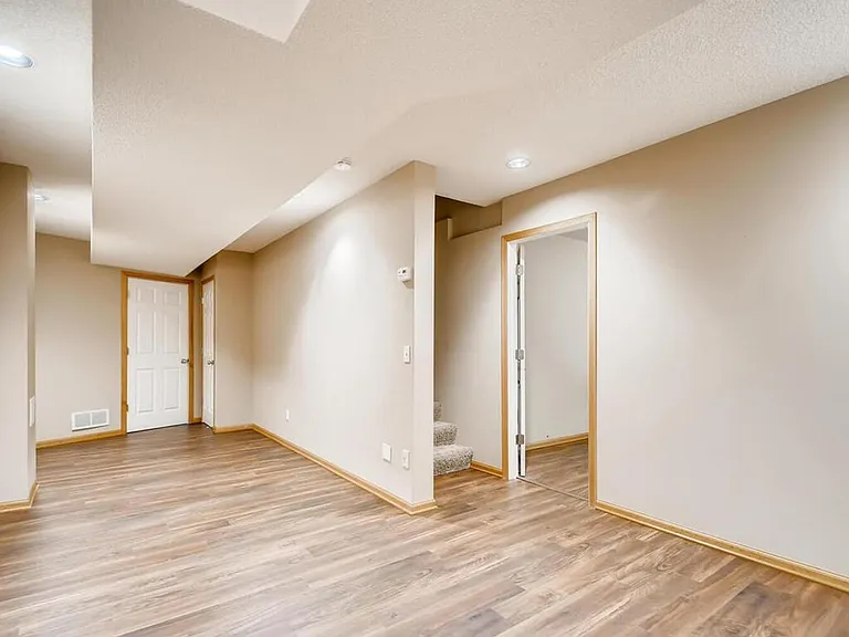 13835 Edgewood Ave — Photo 19