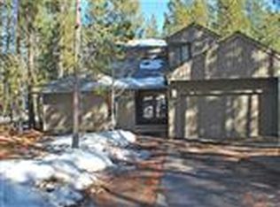6 Conifer Ln, Bend, OR 97707