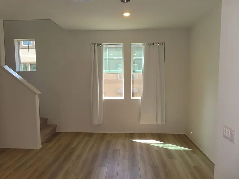 40585 Melrose Dr — Photo 13
