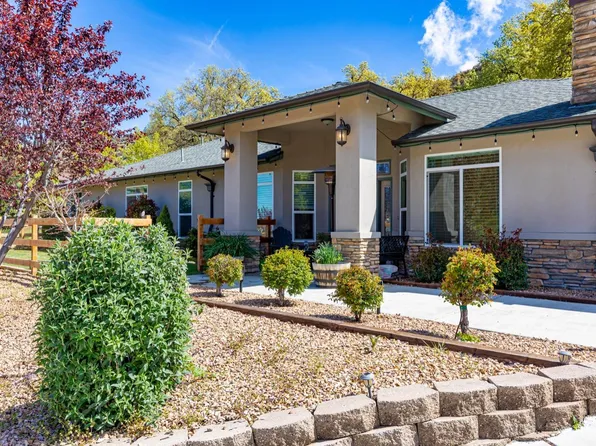 25941 Columbia Way, Tehachapi, CA 93561