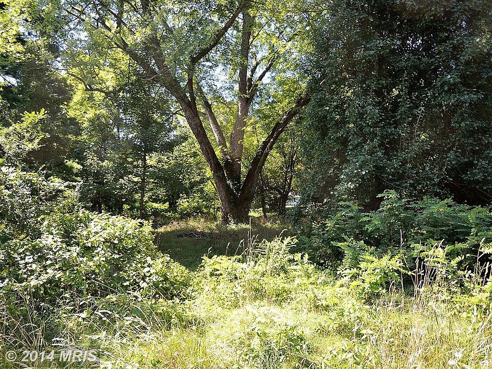 2nd image of 8109 Leland Rd