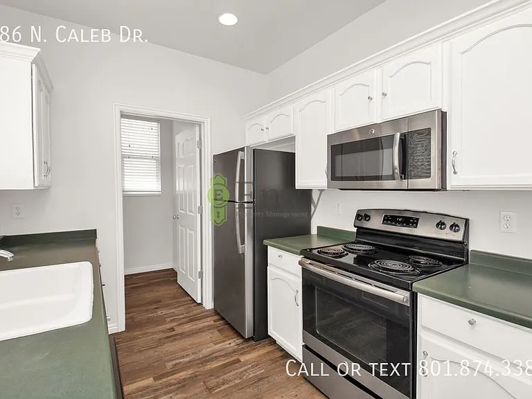 286 N Caleb Dr — Photo 5